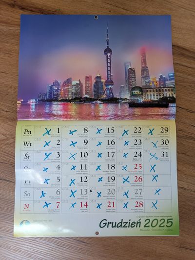 An image of a calendar with x markings on it.
